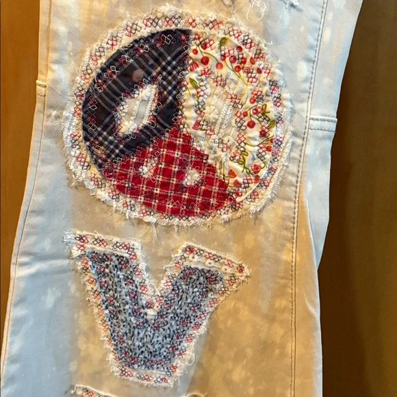 Easel Cream Flare Jeans with CustomPatches; Size L